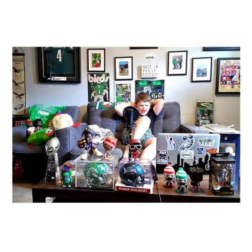 Ryan does the podcast all by him self. Must listen