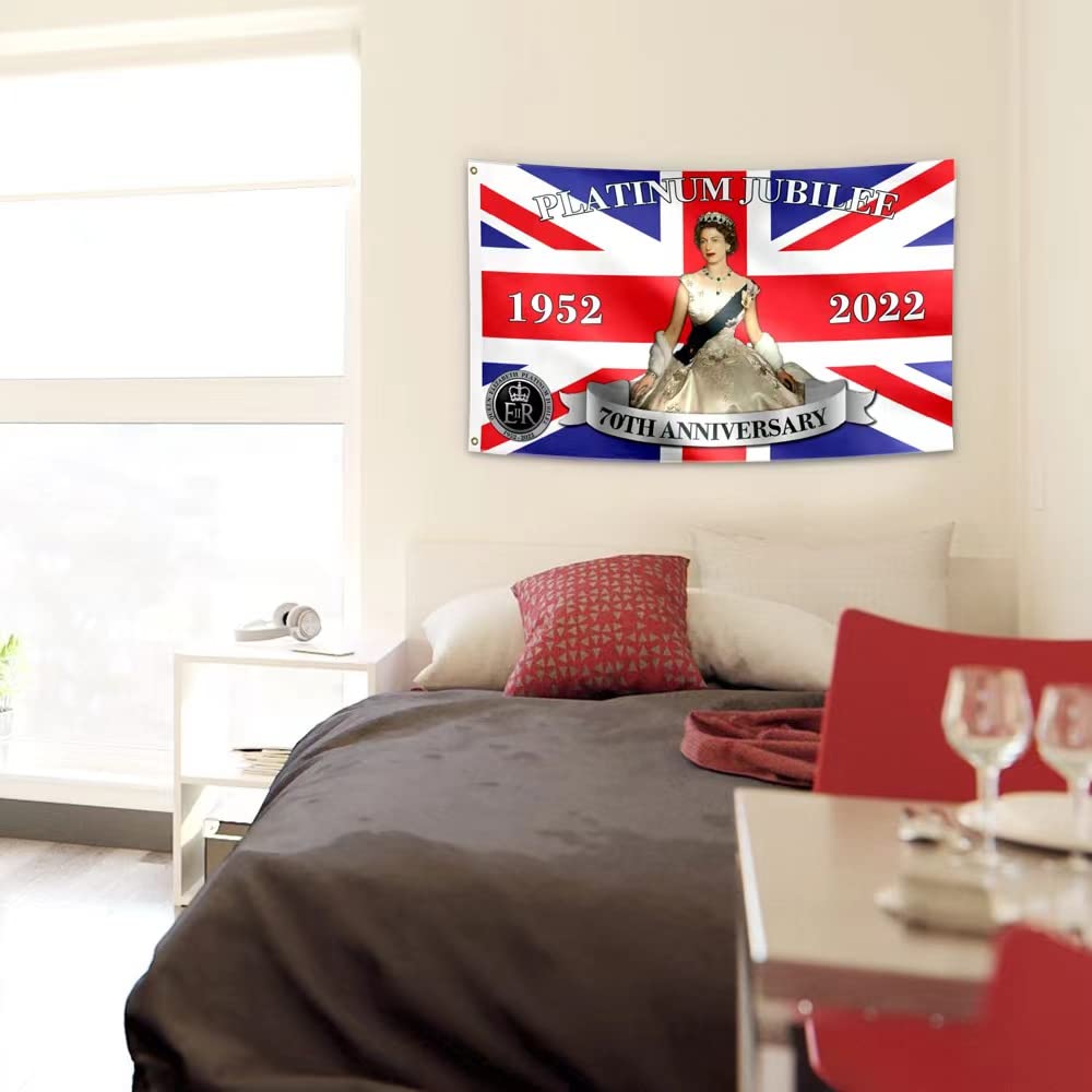 Platinjubiläums-Wimpelkette Für Queen Elizabeth II – 5 Meter, 20 Union Jack Flaggen Mit Logo, 70 Jahre Thronjubiläum