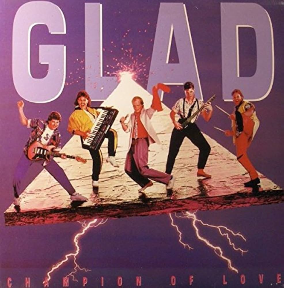 GLAD CHAMPION OF LOVE  盤面綺麗です Amazon.co.jp: Champion of Love: ミュージック