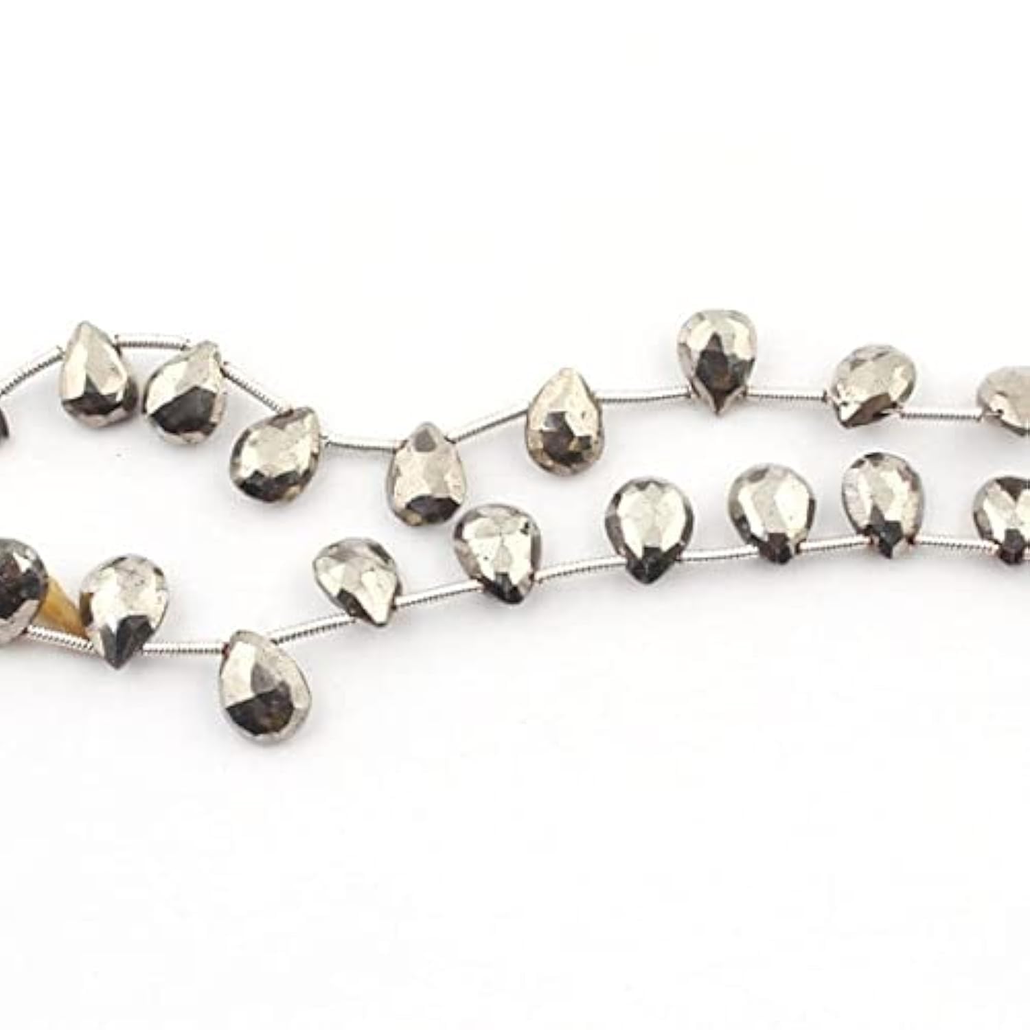 Pyrite dark silver facettée en poire pour bijoux artisanaux haut de gamme