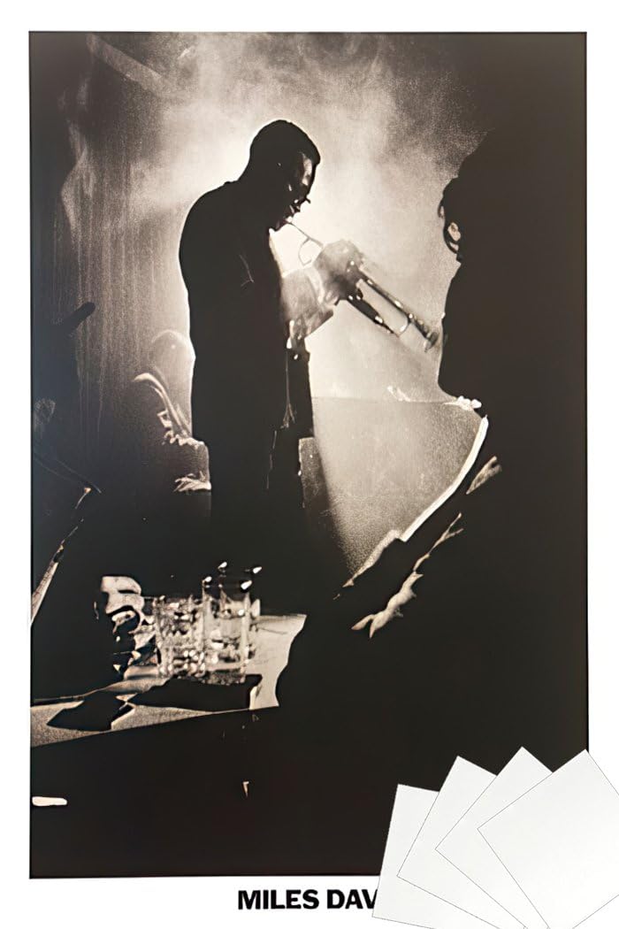 Amazon.com: POSTER STOP ONLINE Miles Davis - Music Poster (at