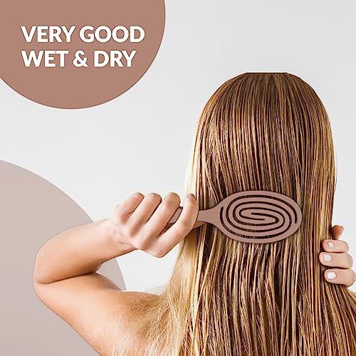 marQus Detangling Hair Brush for Women and Men, With Ultra-Soft, Flexible Bristles and Body, Glides Through Tangles with Ease - Image 3