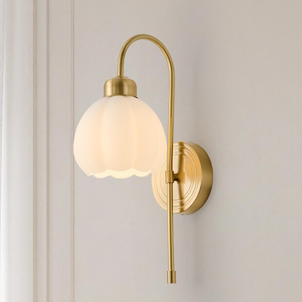 Applique murale longue en laiton en forme de fleur moderne en verre, élégante applique murale en laiton brossé, luminaire de décoration florale française pour chambre à coucher, chevet, salon,