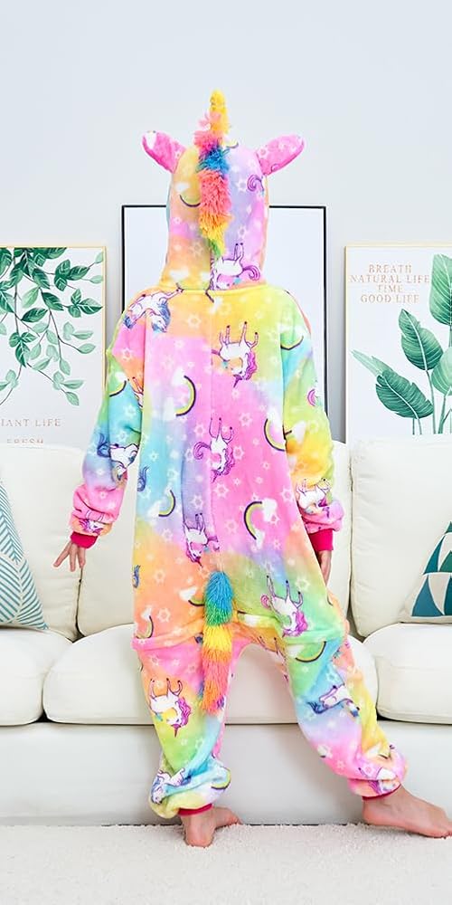 激レア‼️FINDING_UNICORN Crybaby Pajama Party Amazon.com: Cry Babies Magic Tears Girls' Show Unicorn Sleep