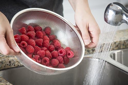 Miniatura 2 de Tablecraft Colador de 1.5 cuartos de galón con asas, acero inoxidable