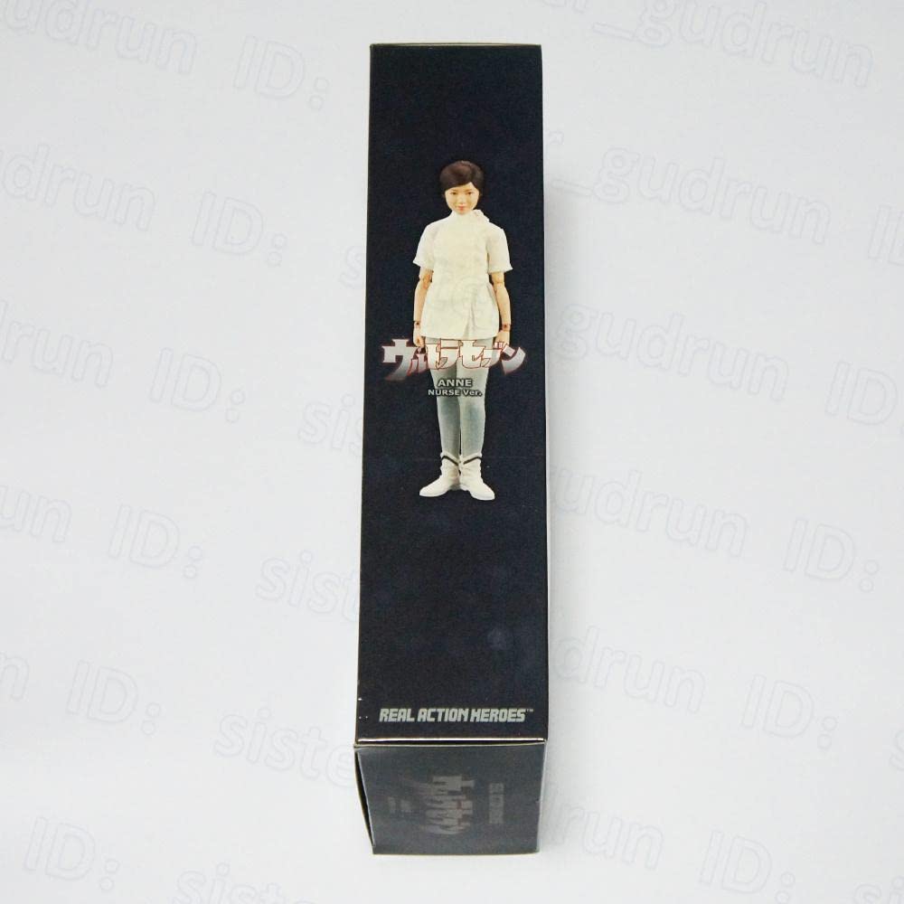 Amazon.co.jp: RAH 友里アンヌ 隊員 1 6 フィギュア : おもちゃ