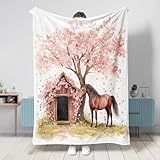 Flanelle de qualité supérieure : profitez d'une douceur et d'une chaleur inégalées avec notre couverture en flanelle. Fabriquée en flanelle de haute qualité, cette couverture offre à la fois durabilité et un toucher doux contre la peau, ce qui la rend parfaite pour un confort tout au long de l'année. Sa construction légère assure une chaleur sans encombrement, ce qui le rend idéal pour se blottir sur le canapé ou ajouter une couche supplémentaire à votre literie.
