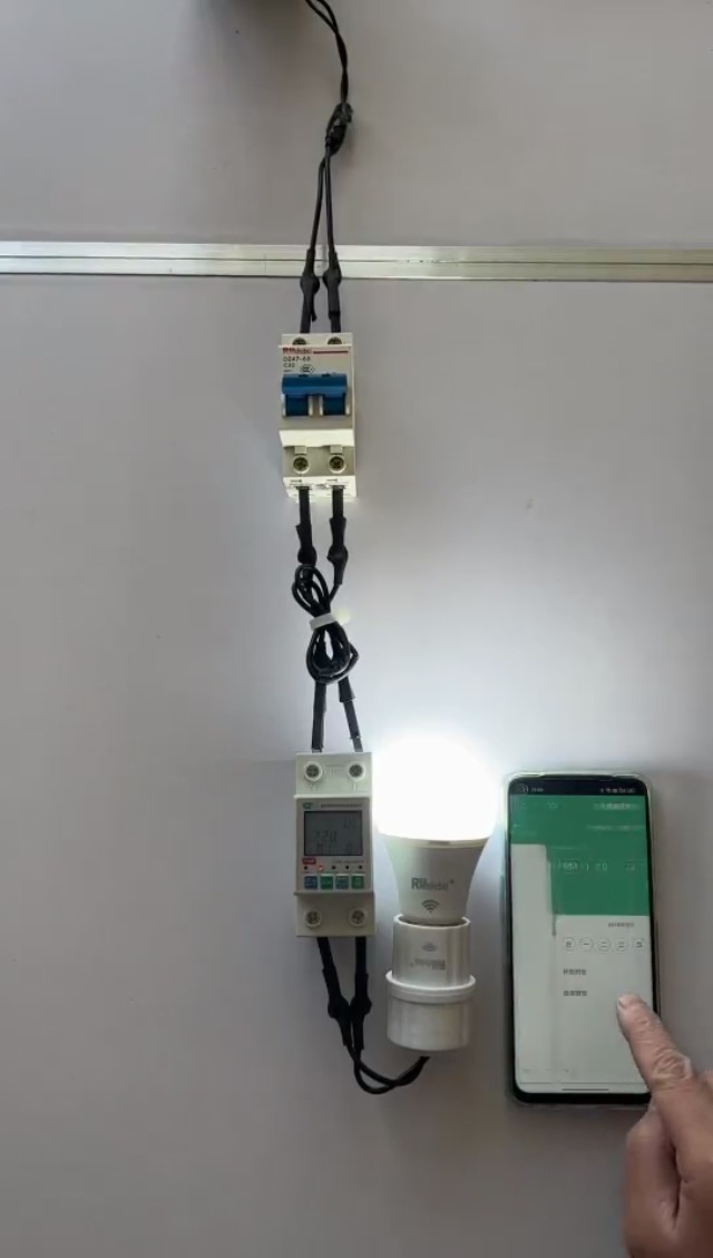 Timing stroombewaking ampèremeter wattage energiem