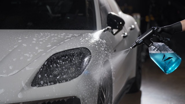 CARTON POWER GRIP 電動オートスプレー(ホワイト) Amazon.co.jp: CARTON 【公式】 POWER GRIP 電動オートスプレー 『細部