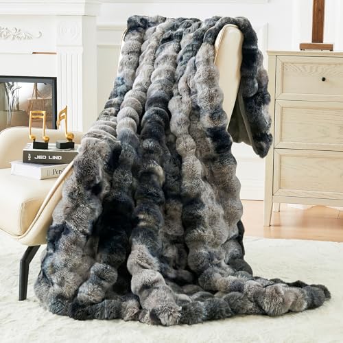 Bigacogo Faux Fur Throw Blanket for Couch, Fuzzy Soft Plush