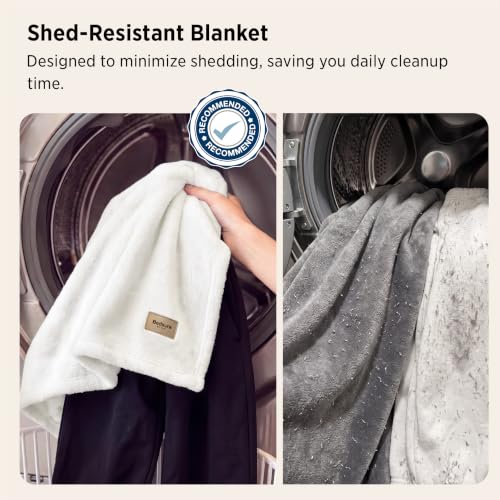 Bedsure Shed-Resistant Fleece King Blanket for Bed, White, 108x90 inches - image 2