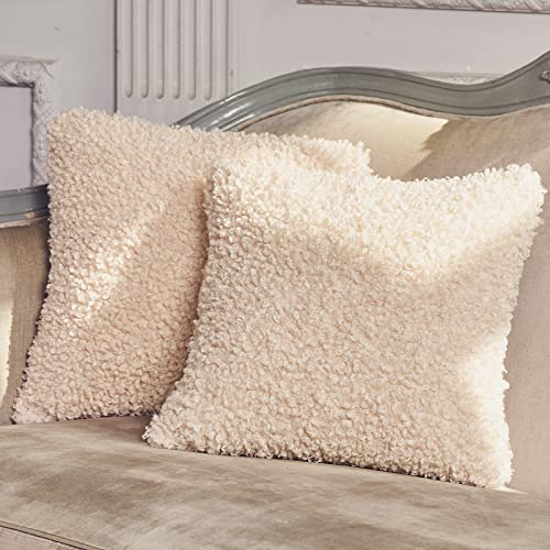The Best Fabric For Pillow Covers