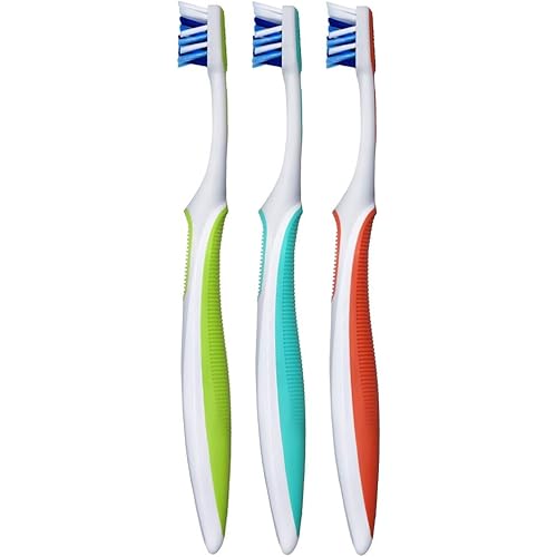 Oral-B Cross-Action Toothbrush, Bristles Compact Head PRO, Soft - 3 Pack