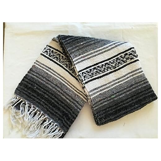 MEXIMART's® Authentic Mexican Falsa Blanket Hand Woven (Black)