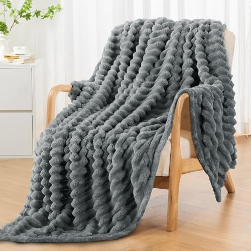 RUIKASI Kuscheldecke Flauschig Decke Hellgrau - 130x150cm Fleecedecke Sofadecke Couchdecke für Wohnzimmer Deko Tagesdecke Blanket… – Ansicht 3