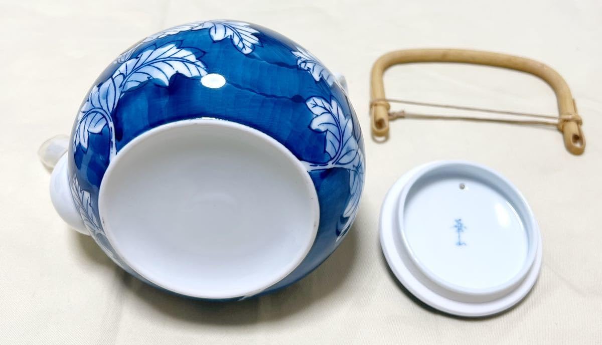 Amazon.co.jp: 有田焼 華山窯 超軽超薄 牡丹花柄急須＆湯呑5客 茶器