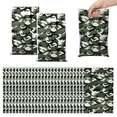Penitue 50pcs Camo Party Gift Bags, 25x17cm/9.84x6.69in Military Goodie Candy Snack Treat Bags with Handles for Army Birthday Baby Shower Party Favors & Decoration Supplies