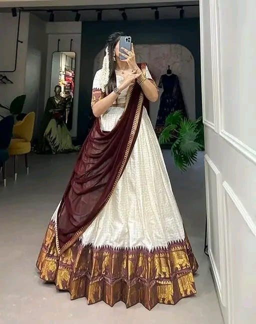 Image of RENVAANI FASHION Women's Traditional Un-Stitched Lehenga Choli | Lehenga Choli for Women | Ethnic Wear Heavy Work Lehenga Choli With Dupatta