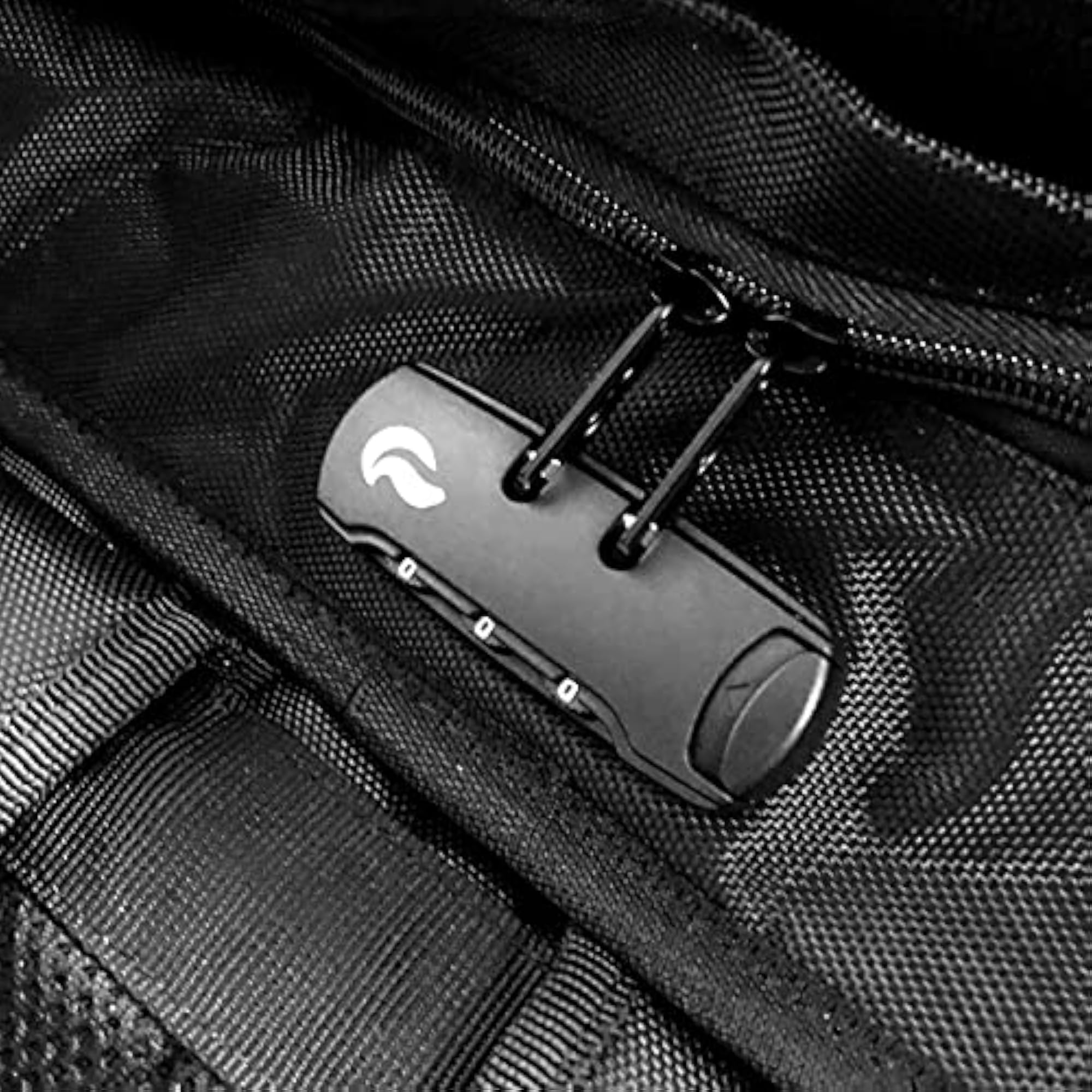 Backpack Rogue - Smell Proof - Water Proof - Lockable - Hydroponics (Black)