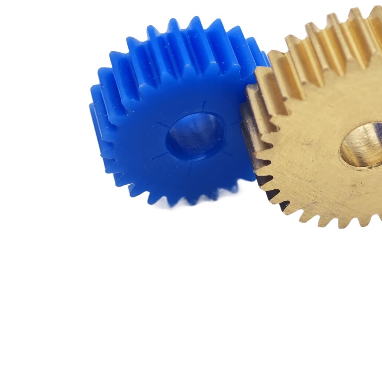 GTPBAO Pignon cylindrique en cuivre 0,6M 130T, module 0,6, diamètre 79,2 mm, épaisseur 5 mm, roue dentée droite plate arbre matériel(20mm bore)