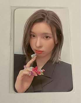 NMIXX ベイ AMND ktown4u ラキドロ トレカ 51vGbYQh6xL._UF350,350_QL50_.jpg