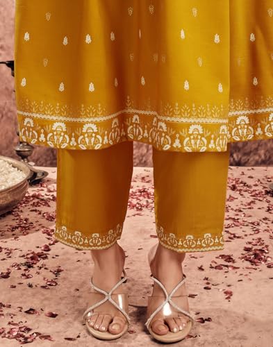 Image of SIRIL Women's Rayon Viscose Printed Kurta Pant with Dupatta Set