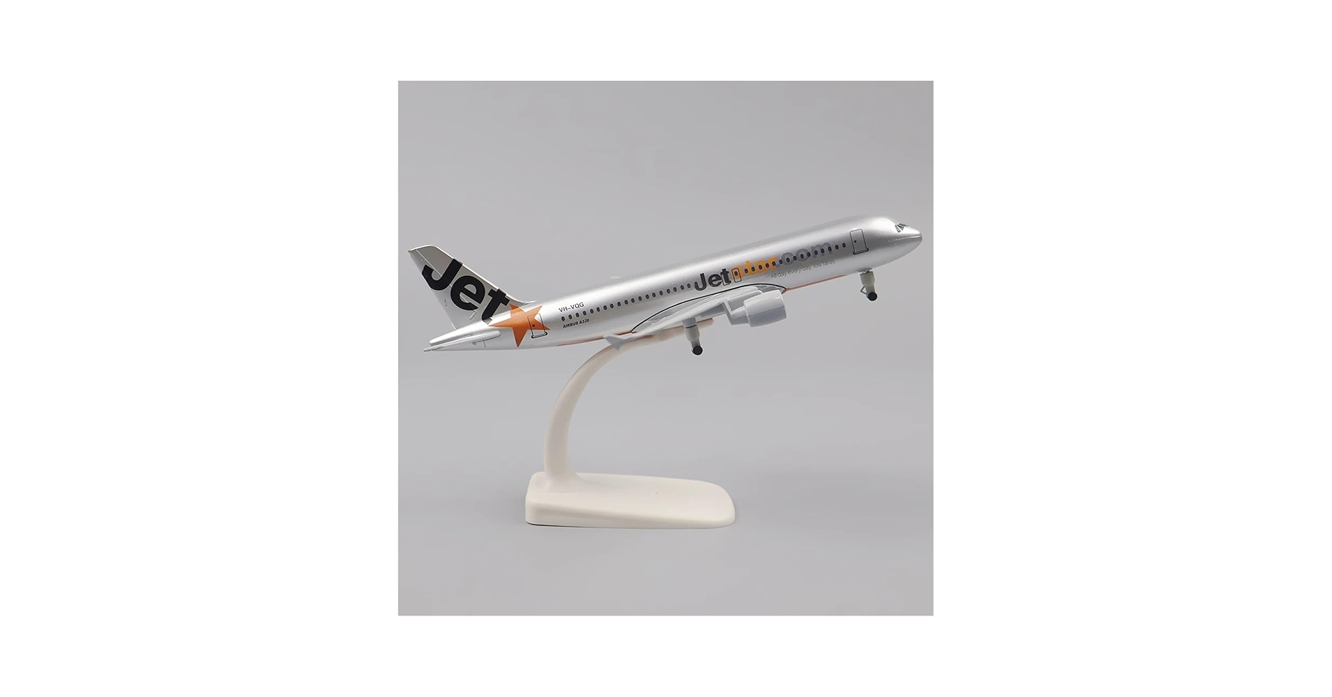 Amazon.co.jp: 模型飛行機 ジェットスター A320 金属レプリカ 合金素材