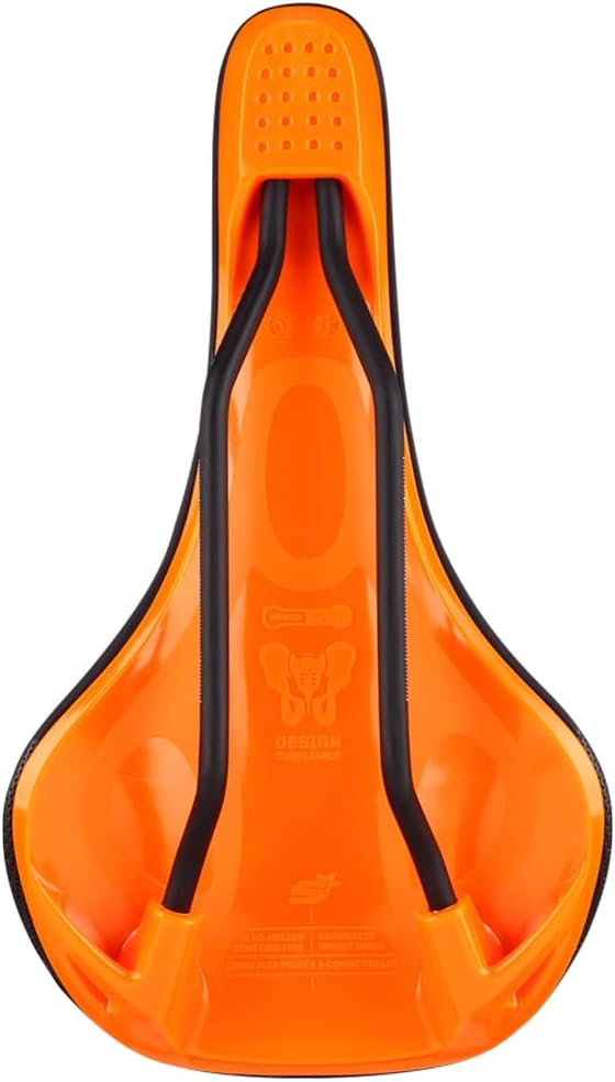 Spank Oozy 220 Saddles: Smooth Surface Contour and Outer Edges Maximize Maneuverability