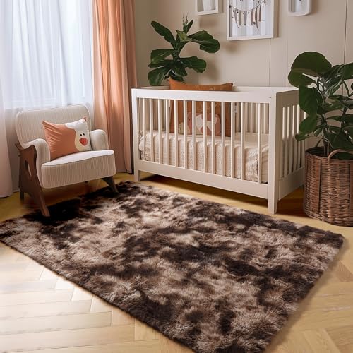Amdrebio Tie-Dyed Brown Rugs for Bedroom Living Room, 5x7 Fluffy Shaggy Plush Area Rugs for Kids Room Decor Aesthetic, Fuzzy Furry Floor Thick Carpet for Classroom Playroom Preppy Dorm Baby Nursery
