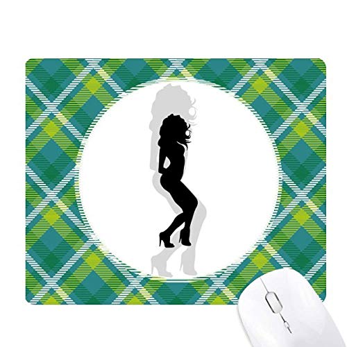 Tapis de souris grille verte pixel art pour femme aux cheveux frisés sexy