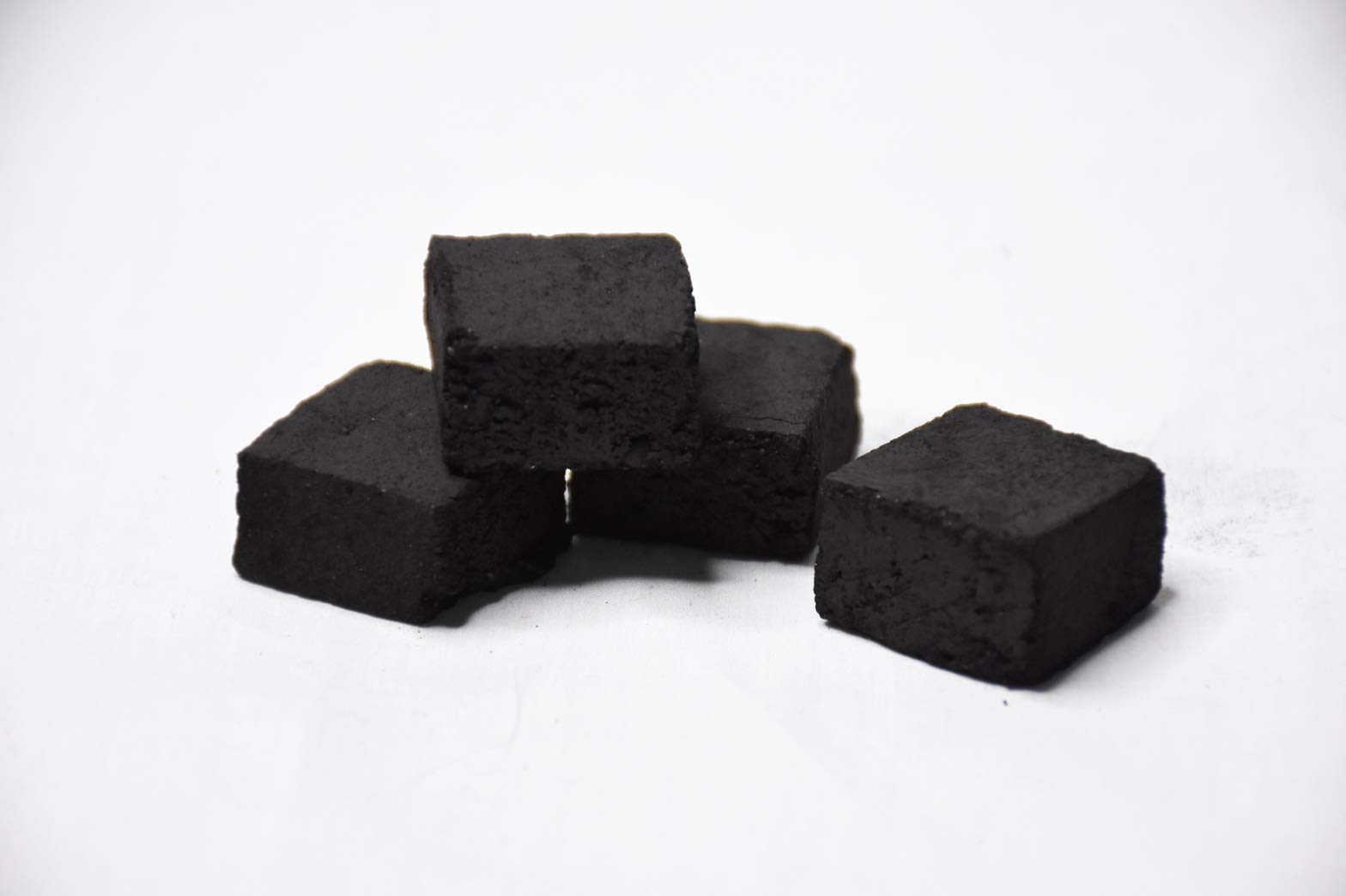 Amazon.co.jp: シーシャ 炭 1kg ココトーキョー フラット 炭（108 