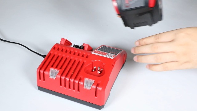 5500mAh 18V Batterie Au Lithium Pour Milwuakee M18 48-11-1850