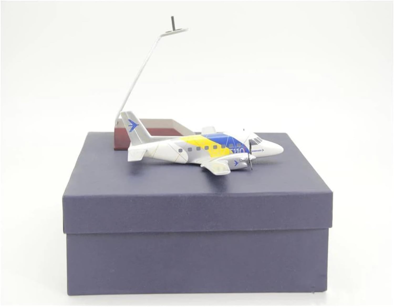 Miniature Scale 1 72 for EMB110 Twin-Engine Turboprop Lightweight Transport Aircraft Simulation Model Collectible Gift Flying Toy Game Kits