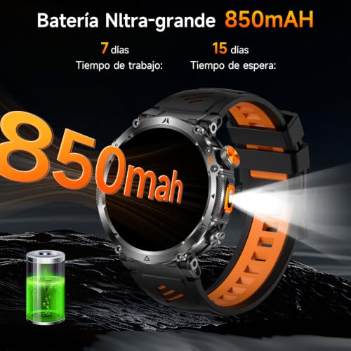 Reloj inteligente hombre militar con linterna y GPS contra pérdidas en ruta 5