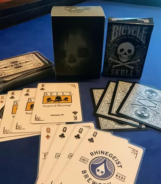 Image of Skull & Roses Bluffing Game