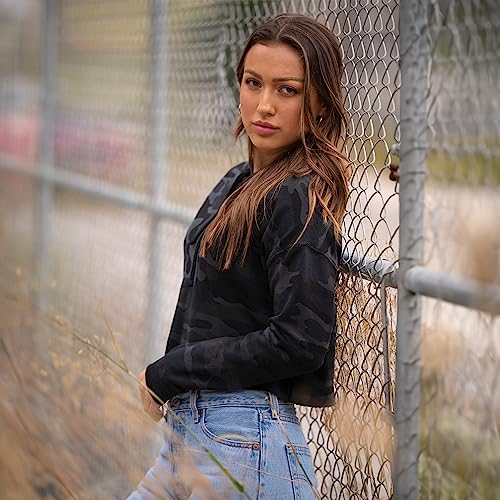 Global Blank Women's Crop Hoodie Long Sleeve Crop Top Sweatshirt with Hood for Women3