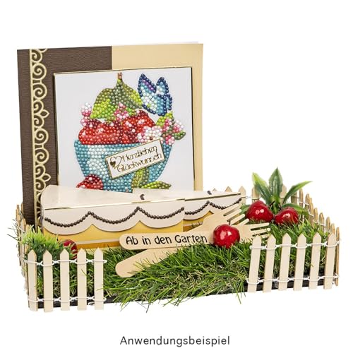 Ideen mit Herz Mini-Holzzaun | 90cm lang | zuschneidbar | kleiner Zaun zum Basteln & Dekorieren | Miniatur-Zaun für Modellbau, Puppenhaus, Terrarium, Garten, Blumentopf (Design 2 | 5cm hoch | natur)