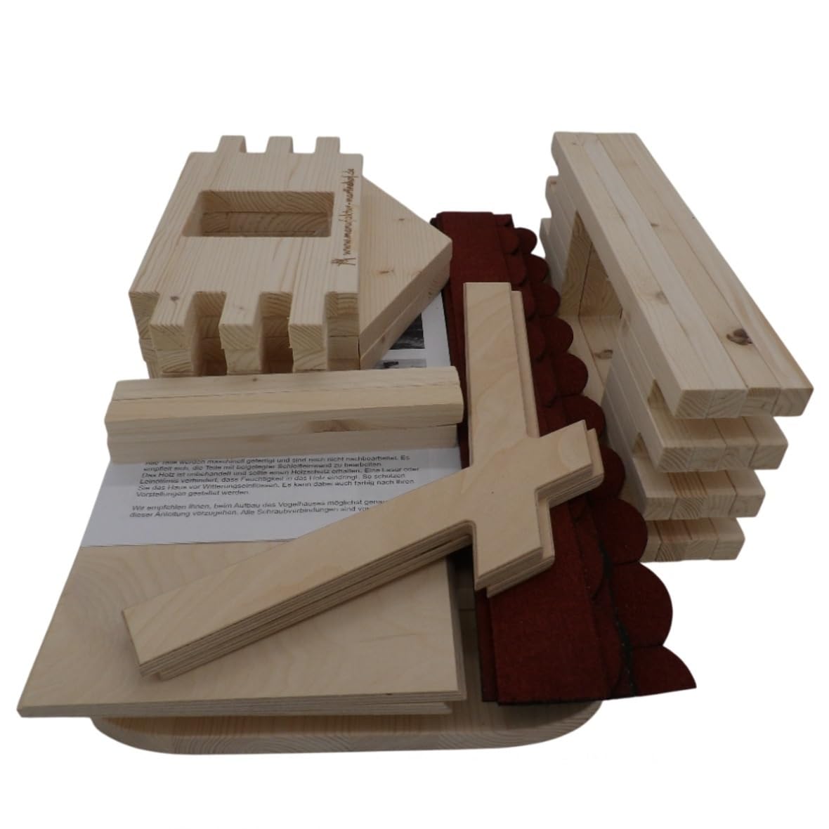 Vogelhaus Bausatz Charlie herbstlaub Manufaktur Martinshof L: 47 cm B: 38,5 cm H: 43 cm Material: unbehandeltes Fichtenholz Futterhaus Garten Holz Hochzeit Geschenk Terrasse Balkon