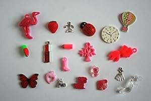 TomToy I Spy Trinkets – Intriguing Miniatures