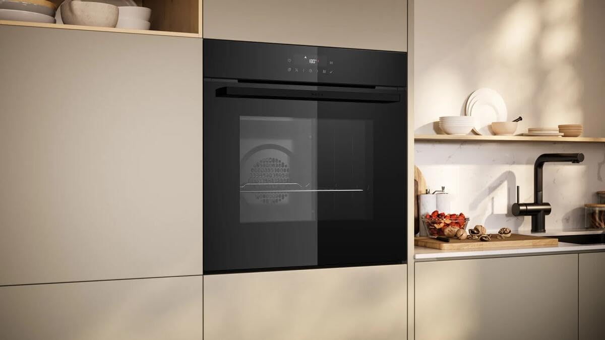 NEFF B2CCJ7AK3, N30, forno, controllo touch LED, aria calda 3D, CircoTherm, Air Fry e Air Fry, teglia automatica, pirolisi e Easy Clean, sicurezza per bambini, 60 x 60 cm, nero