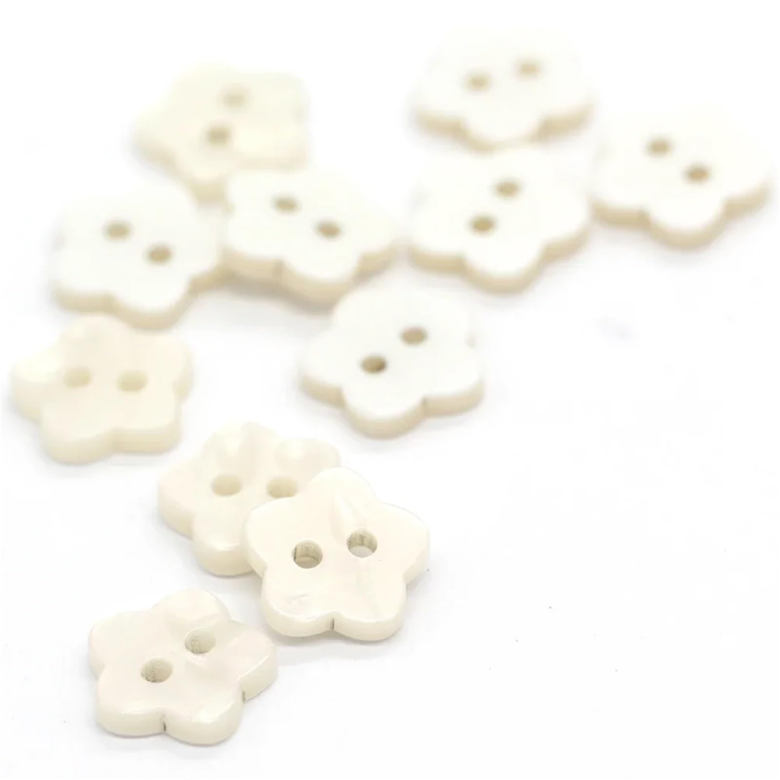 bottoni, Confezione di bottoni piatti in resina a forma floreale bianchi varie dimensioni(25mm 10pcs)