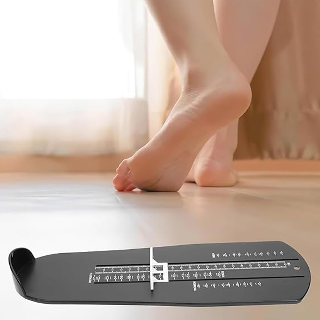 Appareil de Mesure des Pieds pour Adultes, Règle de Mesure du Pied & Détecteur de Pointure, Jauge de Pied pour Usage Domestique & Achats, Idéale pour Hommes & Femmes