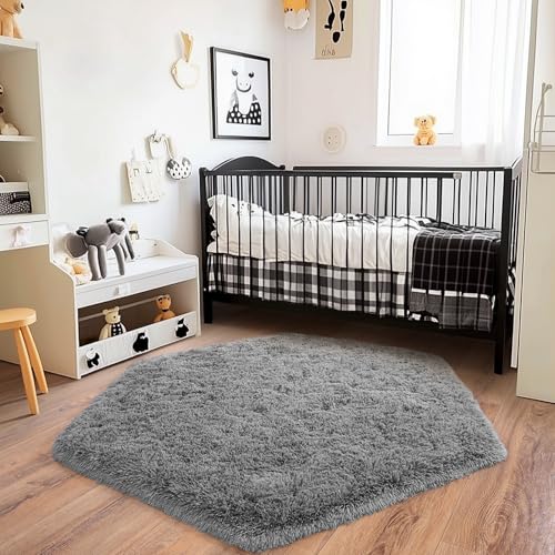 4x4.6 Feet Grey Hexagon Rugs for Bedroom, Ultra Soft Fluffy Hexagon Area Rug for Kids Room, Cute Shag Rugs for Boys Girls Room, Fuzzy Plush Carpet for Tent Castle Home Decor