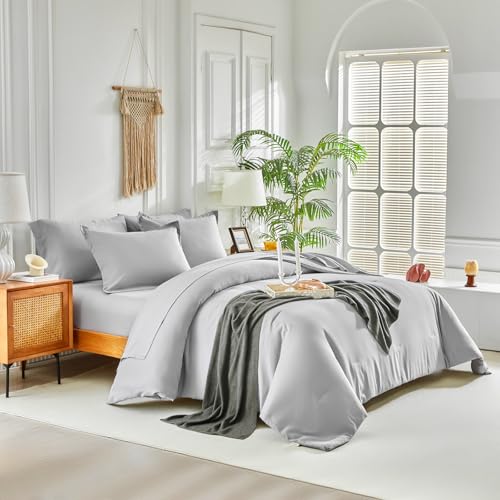 Image of Kids Comforter Sheet Set - Soft and Breathable Bed Set Includes Quilted Comforter, Fitted Sheet, Flat Top Sheet, Pillowcase and Pollowshams For Boys Girls - 7 Pieces Bed in a Bag Full Szie Gray