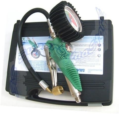 Détail du manomètre Ø 68 mm et de la connexion SAE 516
