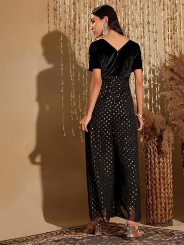 Image of Miss Chase Women's Keyhole Neck Regular Sleeve Regular Length Jumpsuit with Pockets