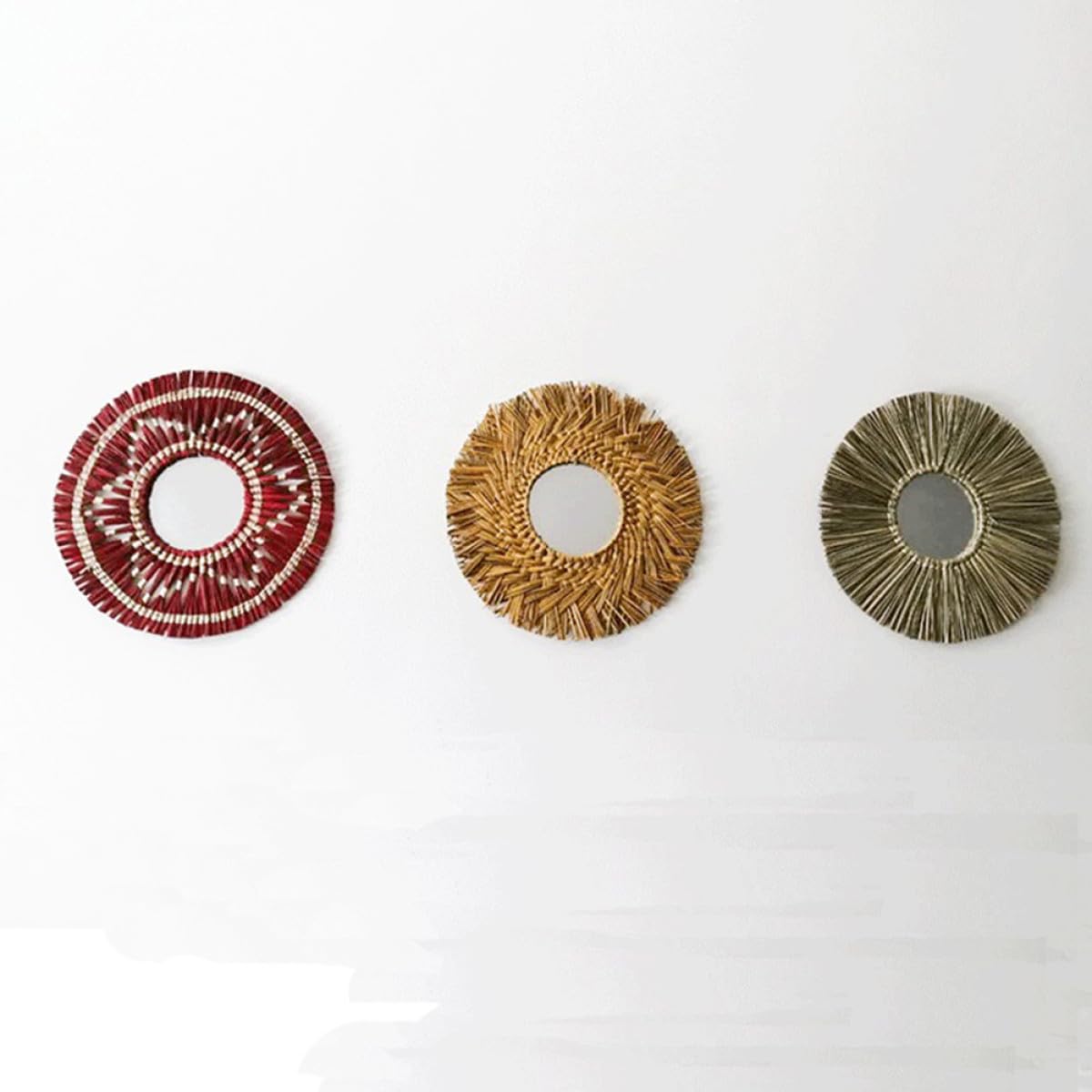 Alasum Wandspiegel mit Handgefertigtem Fransen Design Gewebter Runder Kaffeefarbe Nordischer Stil Dekorativ Luxuriöse Wanddekoration für Badezimmer und Salon