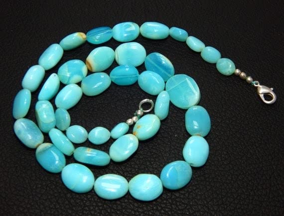 Perles en opal de Pérou bleu naturel ovales et nuggets de taille 6x8-12x15 mm