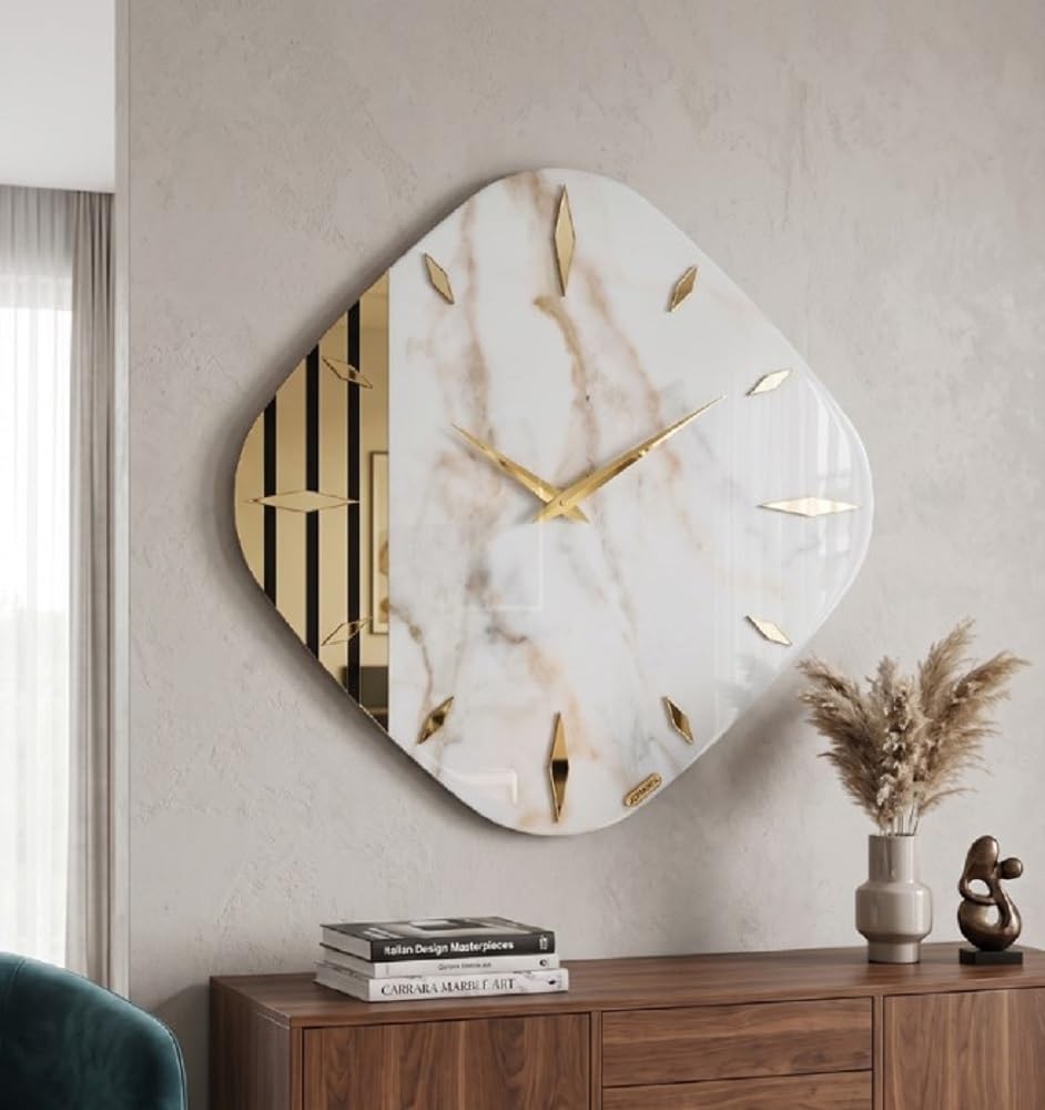 Generico Artidea Orologio da Parete in Resina Lavorato a Mano Effetto Marmo Pregiato - Eccellenza Artigiana Made in Italy - Pezzo Decorativo Silenzioso per Soggiorno e Camera (calacatta, 50 x 50 cm)