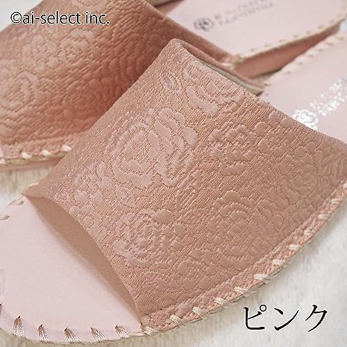 靴と同じ木型で設計されたパンジースリッパの形状
